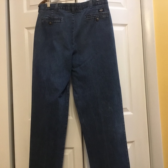 Men’s Dockers khakis 33x34 Classic Fit Blue Jeans - Picture 6 of 16